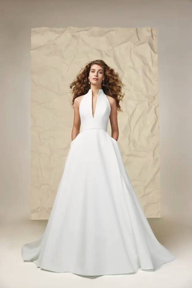 Find Your Dream Wedding Dress! Image