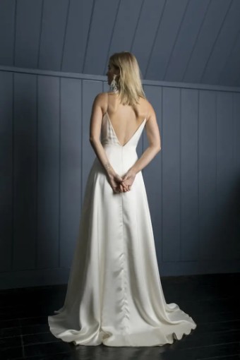 Halfpenny London THEA #1 default ivory/crepe/satin thumbnail