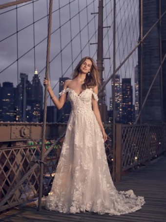 Maggie Sottero LEANDRA #0 default Ivory thumbnail