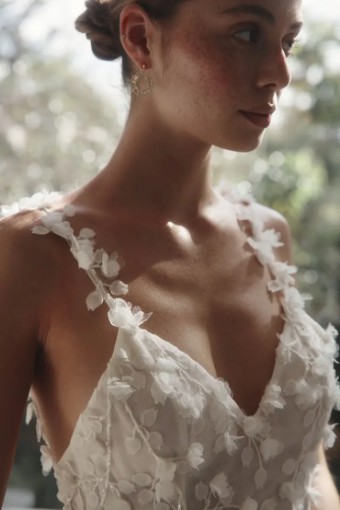Alena Leena Calluna #2 Ivory thumbnail