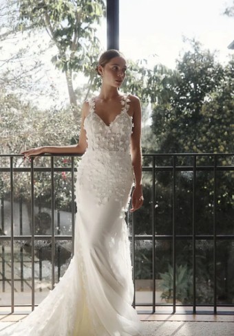 Alena Leena Calluna #1 Ivory thumbnail