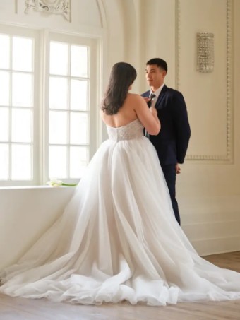 Maggie Sottero Brogan #4 default Ivory thumbnail