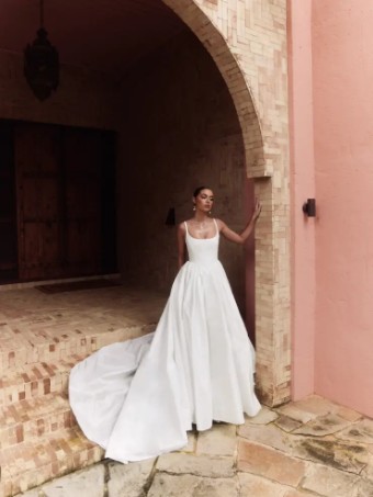 Alena Leena Protea #1 Ivory Matte Taffeta thumbnail