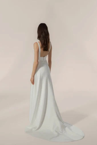 Jesus Peiro Wedding Dresses 2621 #1 thumbnail