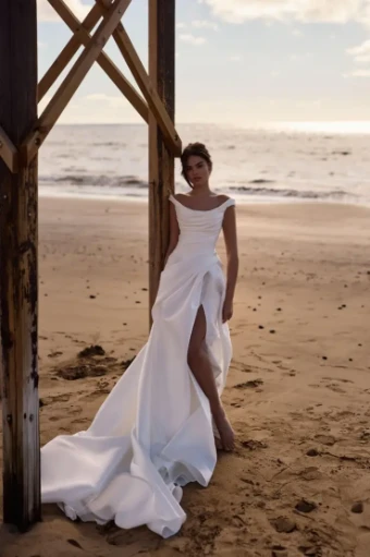 Milla Nova Wedding Dresses Glimpse #1 Ivory thumbnail