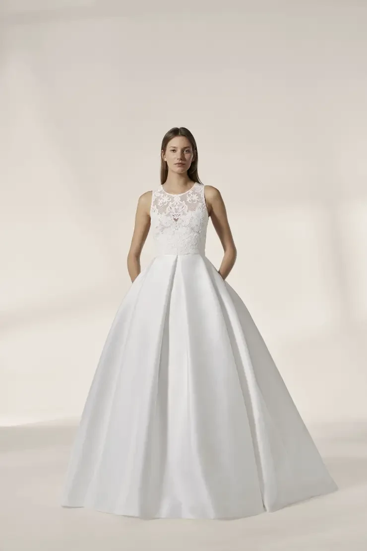 knee length dresses for ladies A Line Lace Appliques Lavender Formal Graduation Evening Dresses Long Prom Dresses main image 0