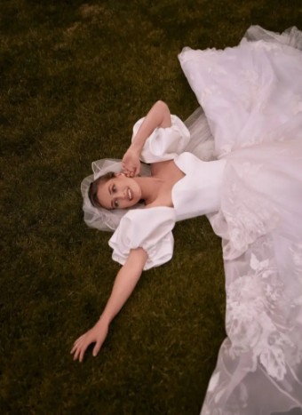 Stephanie Allin Rose #1 Ivory thumbnail