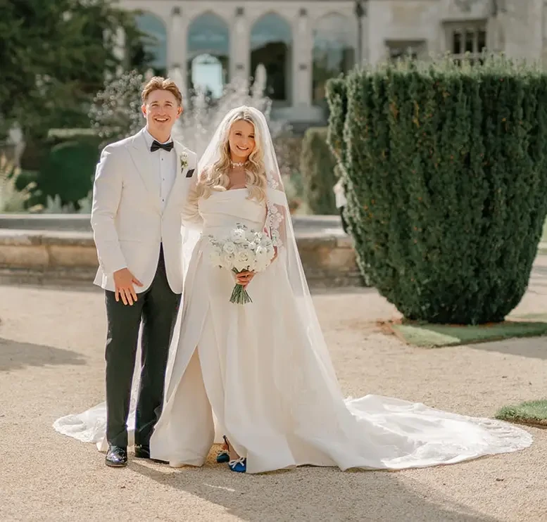 Aimee & Ryan. Mobile Image